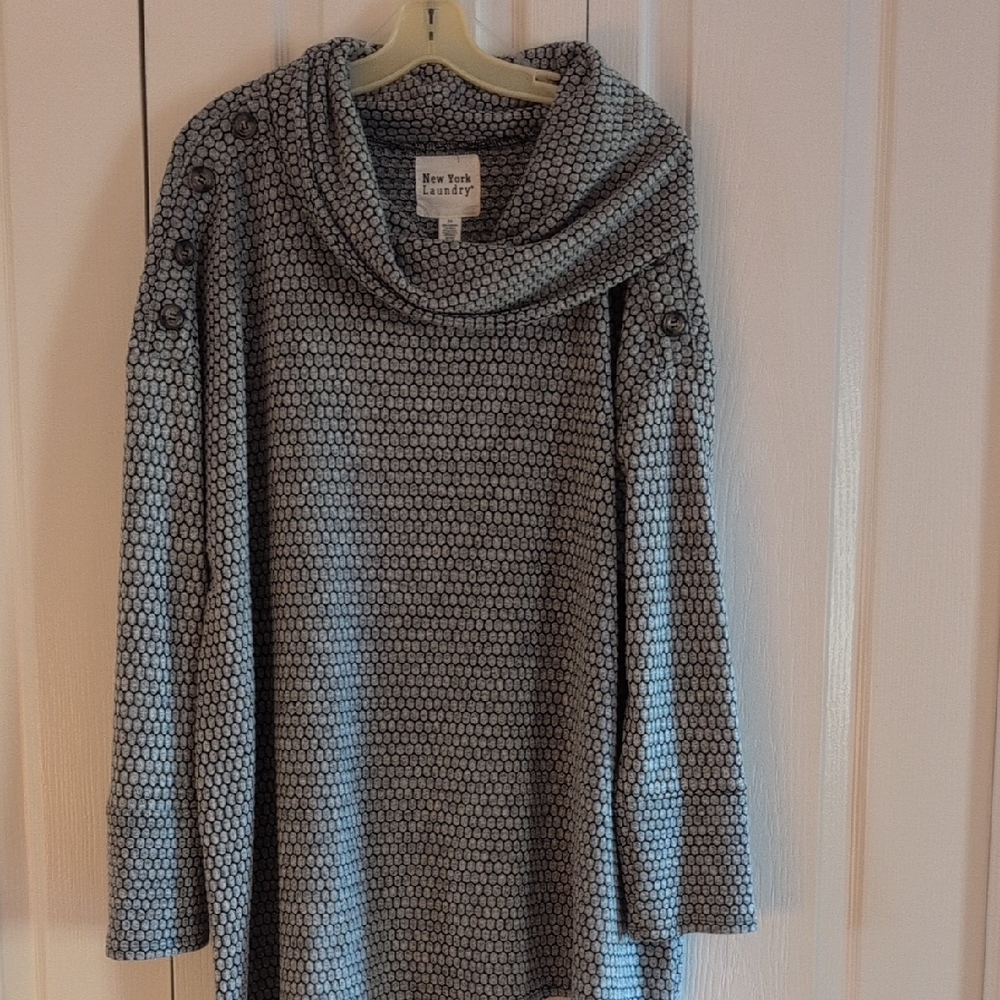 New York Laundry Black and White Cowl Neck Sweater